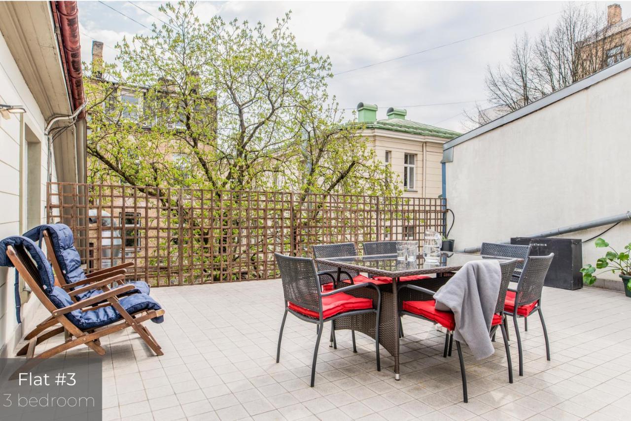 Dandelion Apartments Lacplesa Riga Luaran gambar