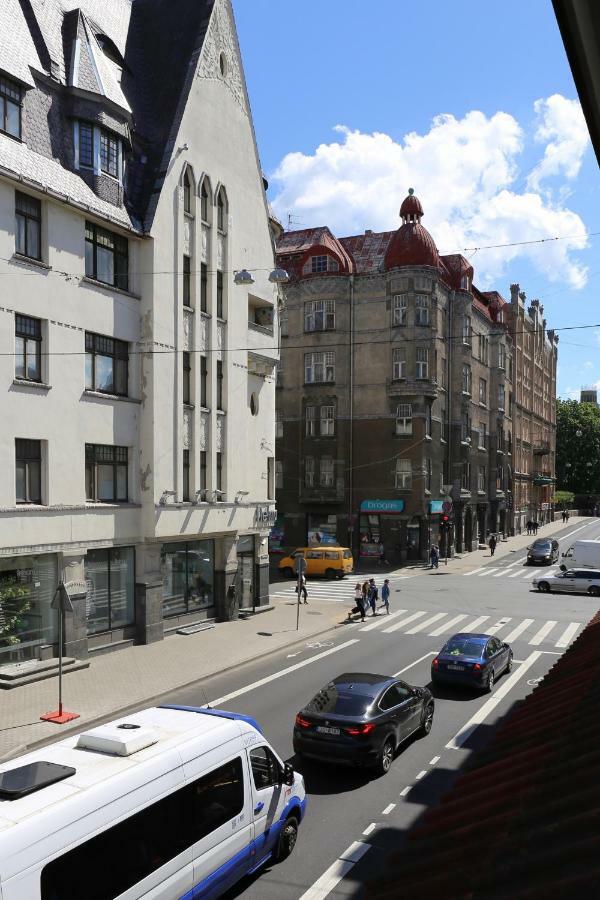 Dandelion Apartments Lacplesa Riga Luaran gambar